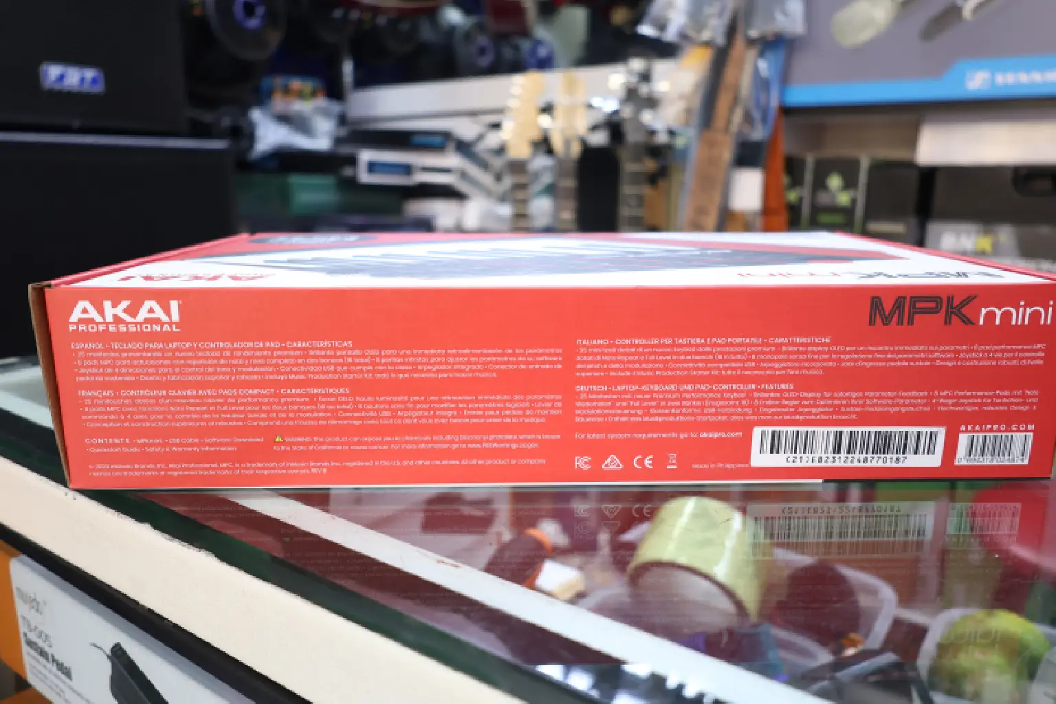 Akai Professional MPK Mini MKII – 25 Keys 3 Akai MPK Mini MKII in Nairobi