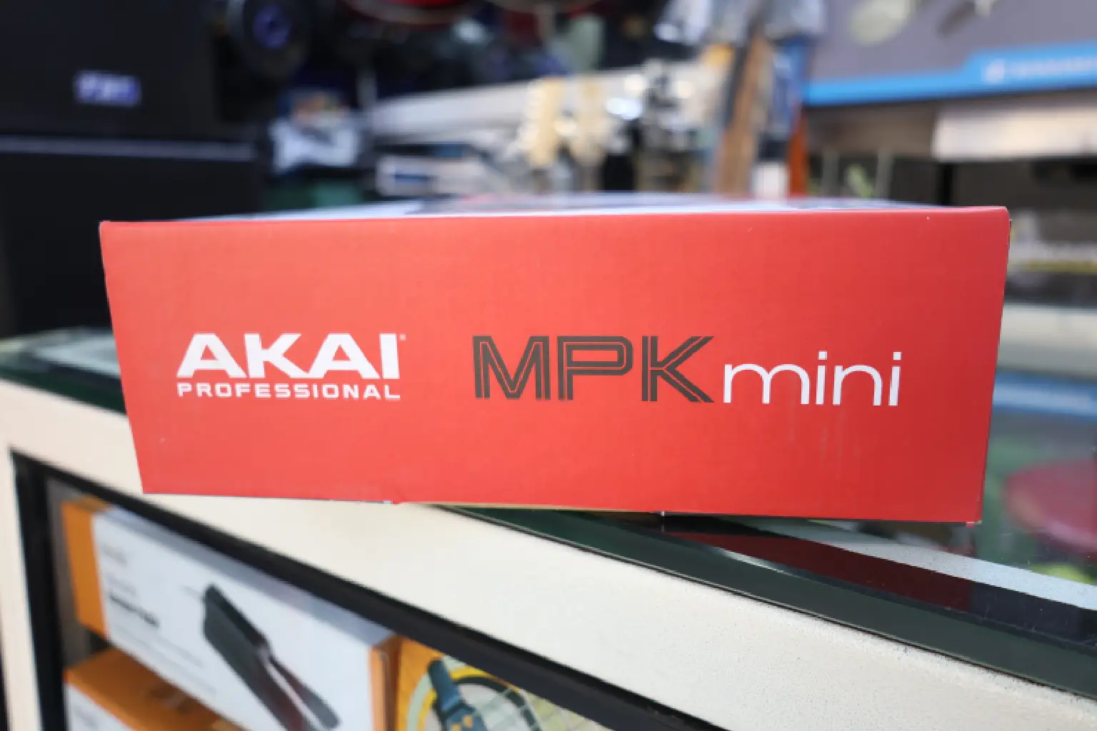 Akai Professional MPK Mini MKII – 25 Keys 4 Akai MPK mini MK2 software
