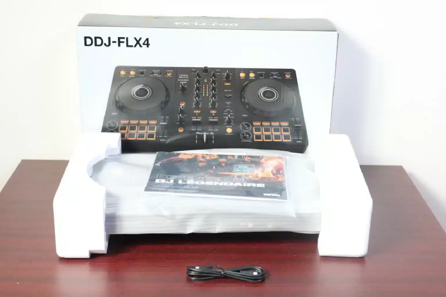 Pioneer DDJ FLX4 Serato DJ