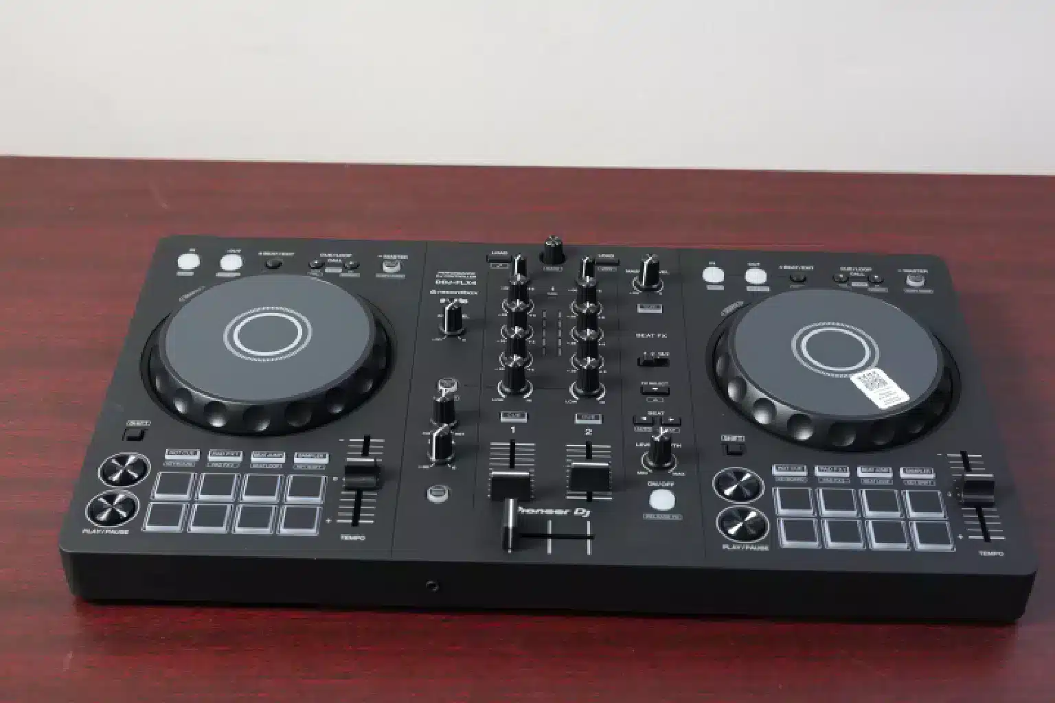 Pioneer DDJ FLX4 DJ Controller 7 Pioneer DDJ FLX4 controller