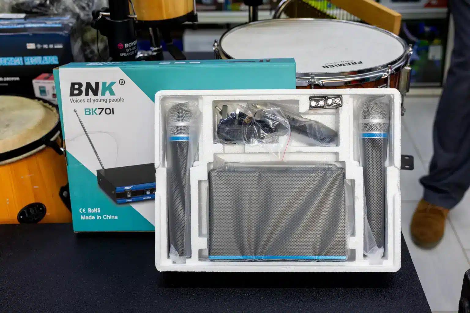 BNK BK 701 Wireless Microphone 4 Wireless mic Kenya
