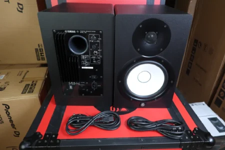 Yamaha HS8 Studio Monitor 13 YAMAHA HS8 Studio Monitor music shops