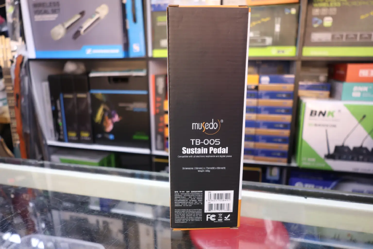 Musedo TB-005 Sustain pedal 9 Musedo TB-005 sustain switch