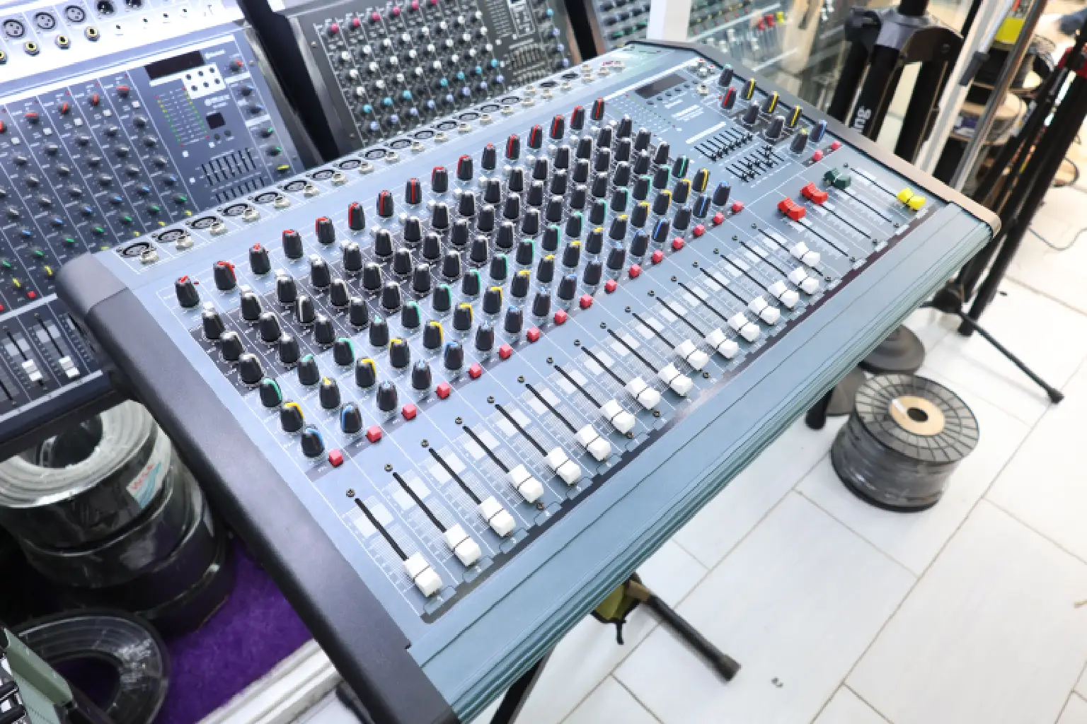 Professional Sound Mixer