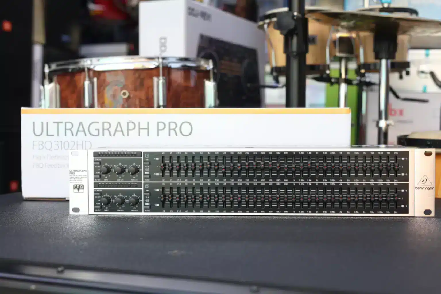 Behringer FBQ3102HD 27 behringer signal processors price