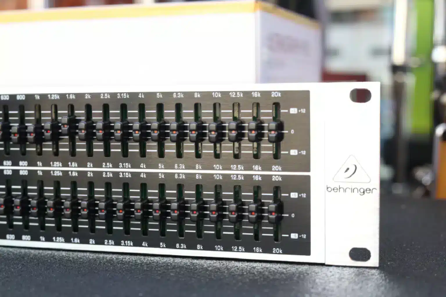 Behringer FBQ3102HD 29 Behringer music store