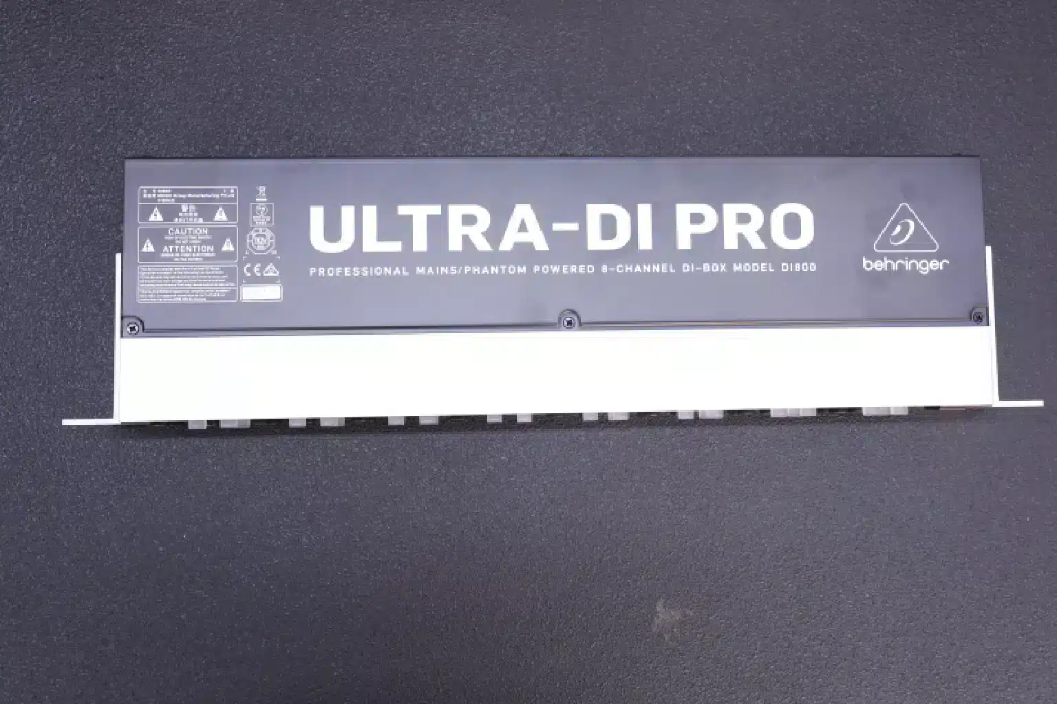Behringer Ultra-DI Pro DI800v2 8-Channel Active Instrument Direct Box 10 Ultra-DI Pro DI800v2 Nairobi