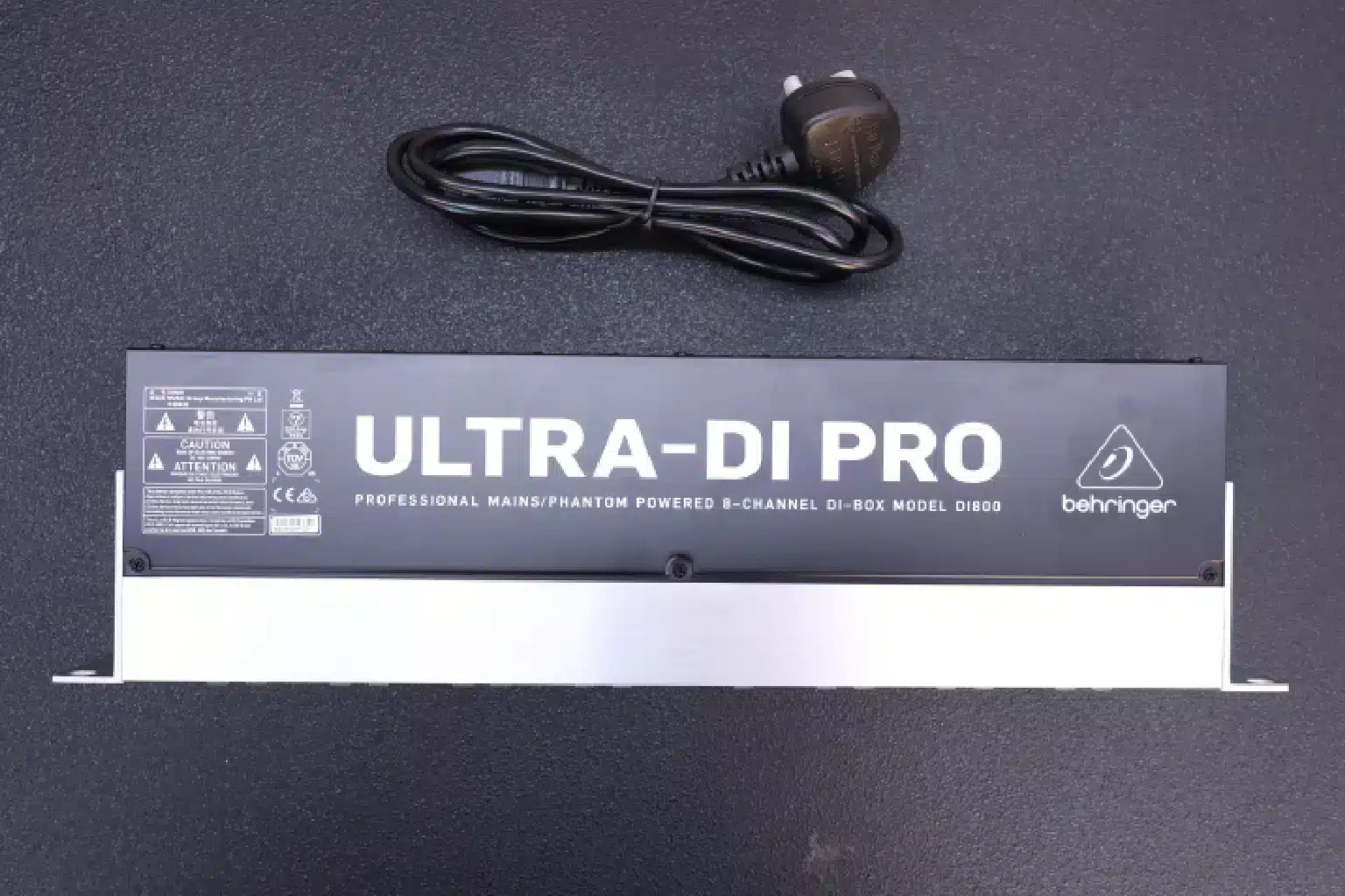 Behringer Ultra-DI Pro DI800v2 8-Channel Active Instrument Direct Box 9 Ultra-DI Pro DI800v2 Nairobi