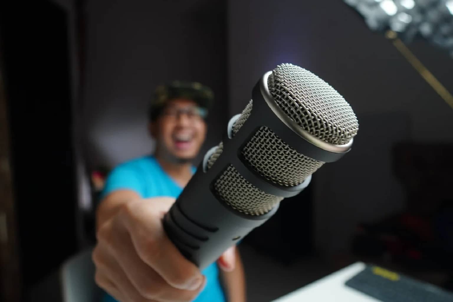 Capturing Sound: A Deep Dive into the History of Microphones 4 Specialized Microphone Designs