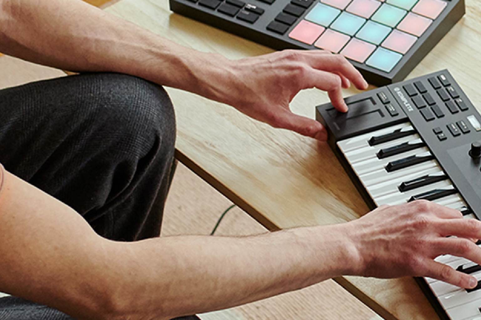 The Ultimate Guide to MIDI Keyboard Controllers in 2024: Unlocking Creative Potential for Players, Composers, and Producers 2 Understanding MIDI Keyboards