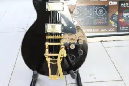 Gibson Rhythm Guitar specs Nairobi,