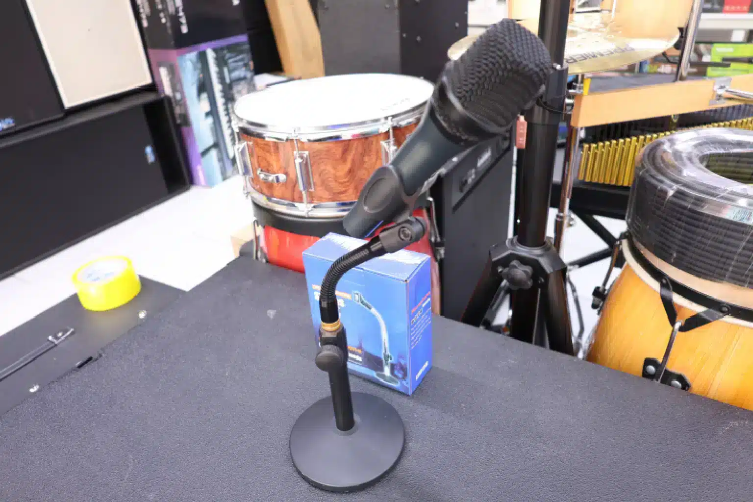 Desk microphone stands 8 Budget desk microphone stand