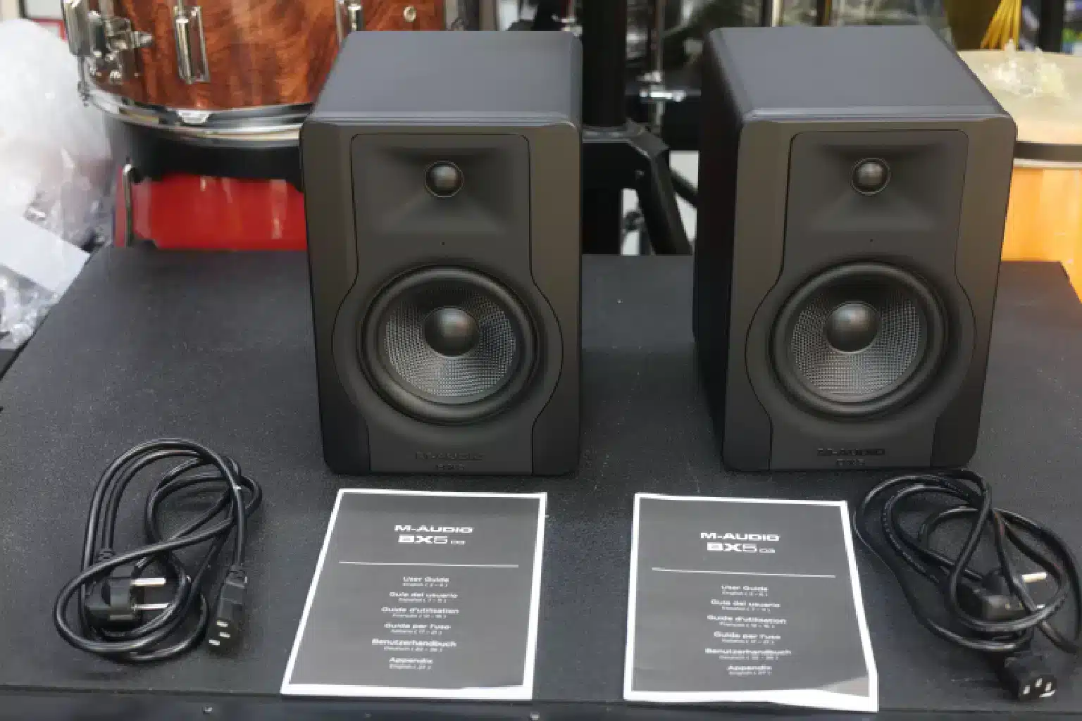 M audio BX5 D3 Powered Studio Reference 17 M-Audio BX5 D3 frequency response