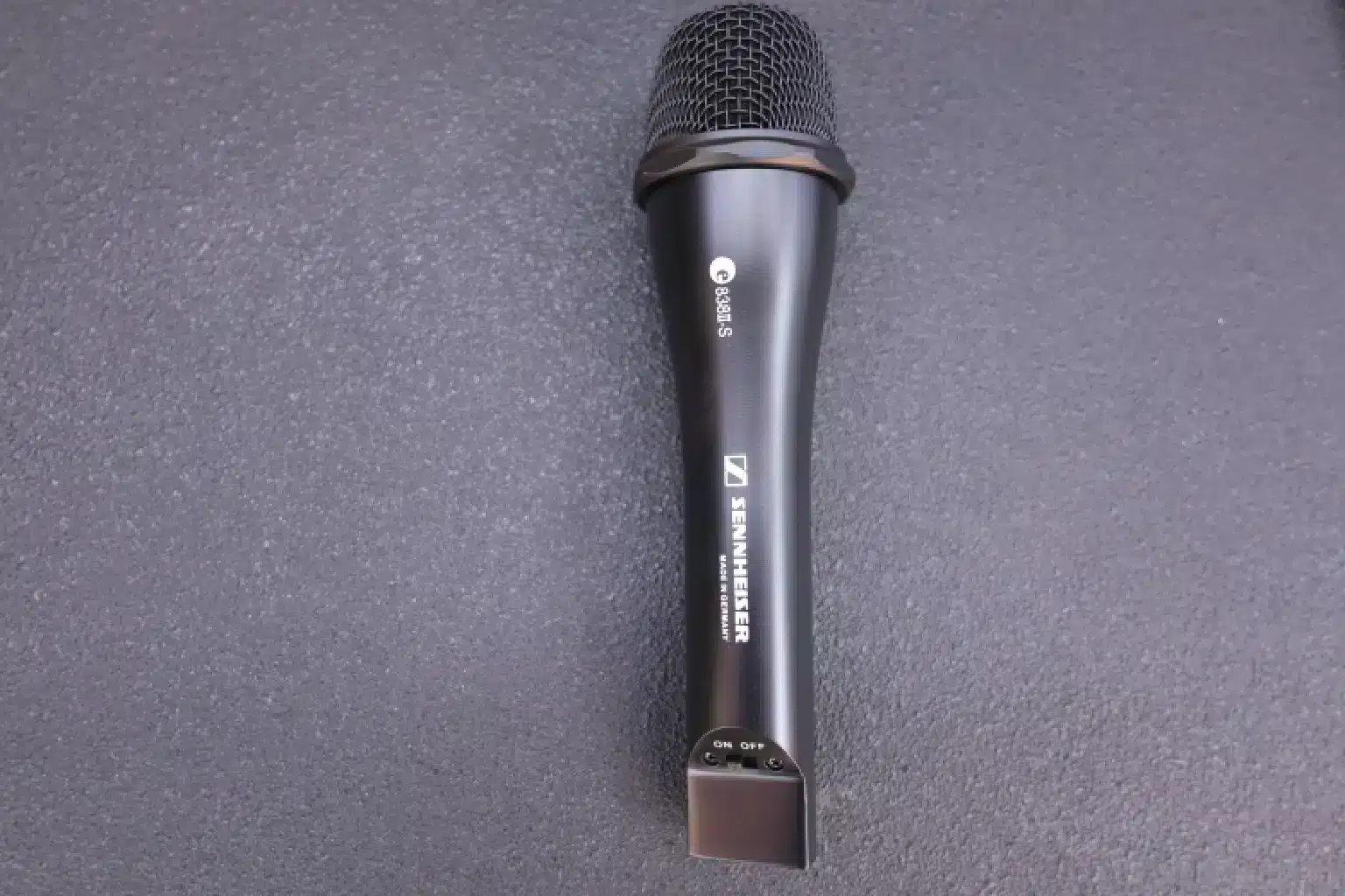 Sennheiser e 838II-S vs Shure SM58